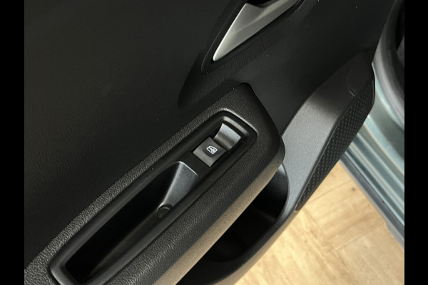 Dacia SANDERO Stepway 1.0 TCe 110 Extreme Navi | Camera | Dode hoek | Carplay | Stoelverwarming | 100% Dacia Dealer onderhouden