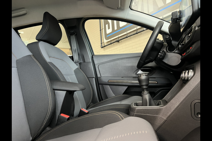 Dacia SANDERO Stepway 1.0 TCe 110 Extreme Navi | Camera | Dode hoek | Carplay | Stoelverwarming | 100% Dacia Dealer onderhouden