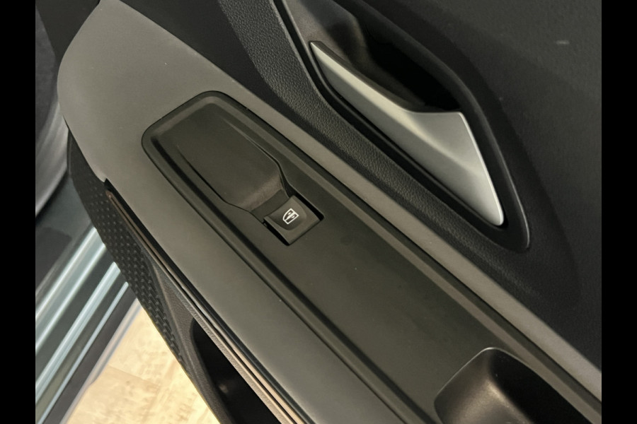Dacia SANDERO Stepway 1.0 TCe 110 Extreme Navi | Camera | Dode hoek | Carplay | Stoelverwarming | 100% Dacia Dealer onderhouden