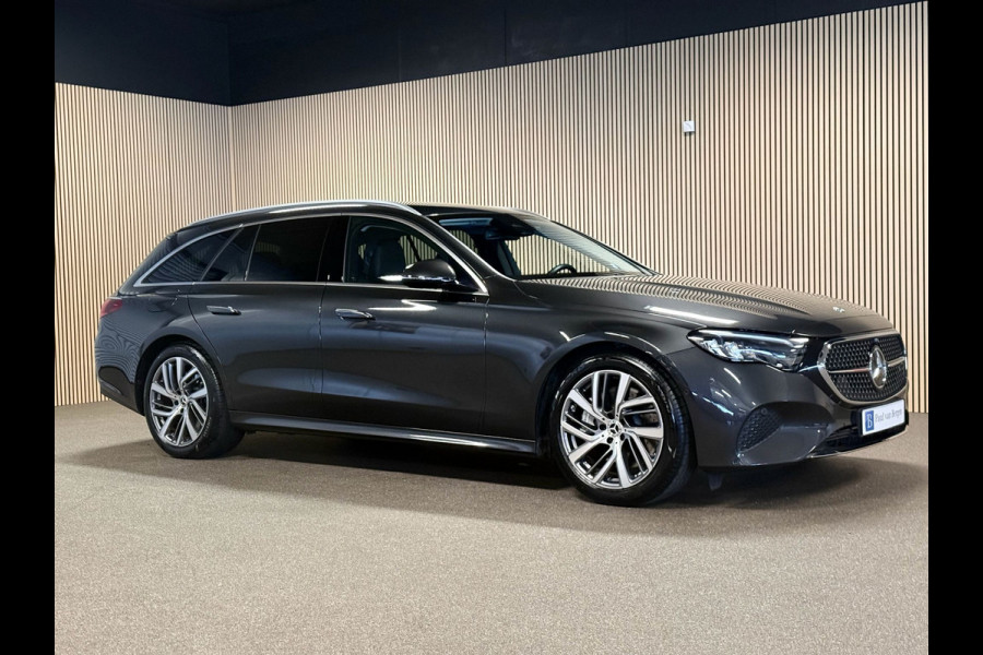 Mercedes-Benz E-Klasse Estate 300e Avantgarde Advanced-DISTRONIC-TREKHAAK-DODEHOEK-APLLE CARPLAY-COMPLEET