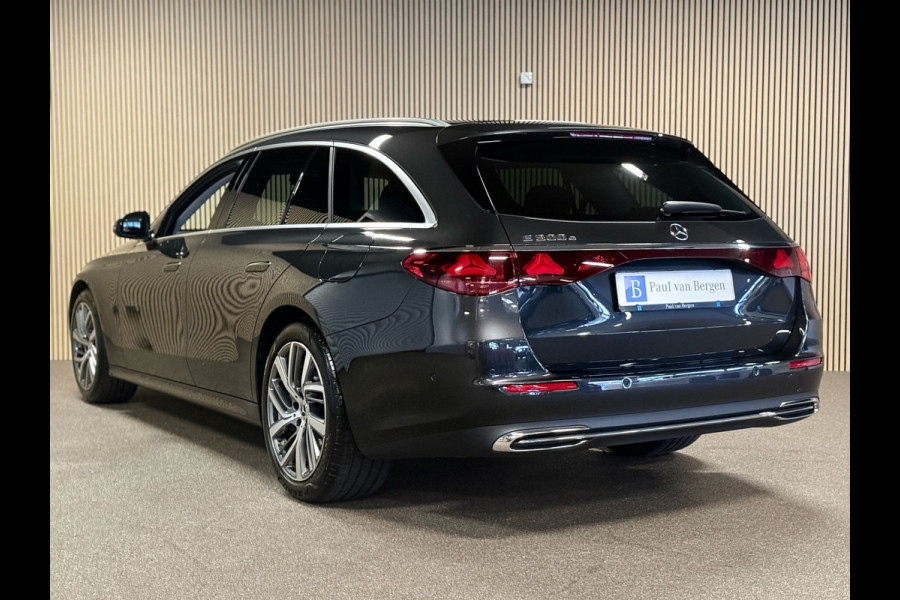 Mercedes-Benz E-Klasse Estate 300e Avantgarde Advanced-DISTRONIC-TREKHAAK-DODEHOEK-APLLE CARPLAY-COMPLEET