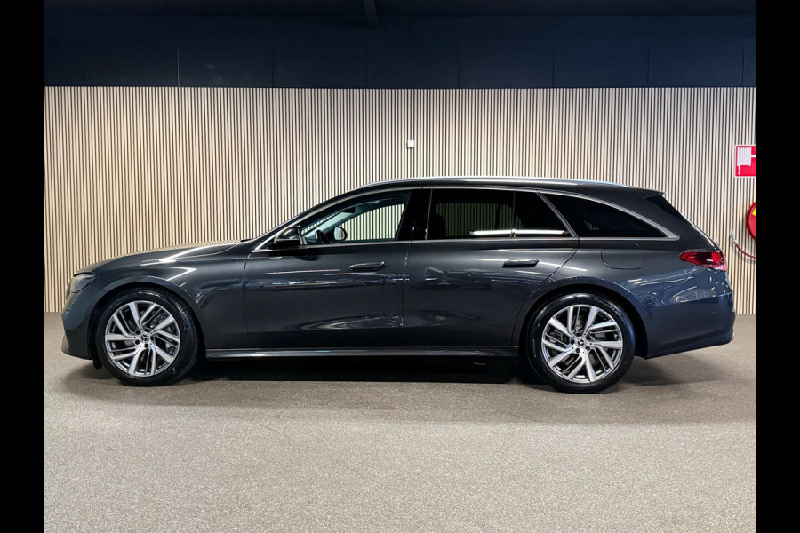 Mercedes-Benz E-Klasse Estate 300e Avantgarde Advanced-DISTRONIC-TREKHAAK-DODEHOEK-APLLE CARPLAY-COMPLEET