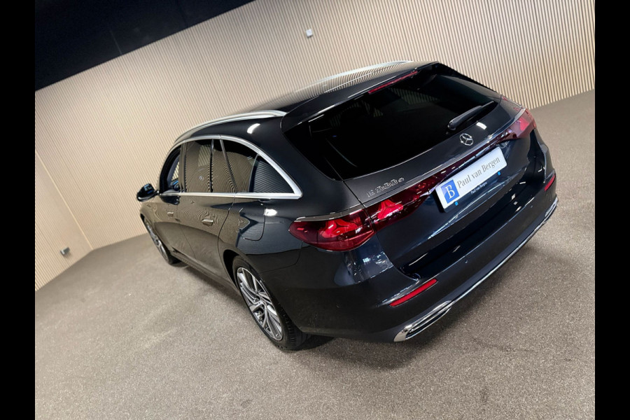 Mercedes-Benz E-Klasse Estate 300e Avantgarde Advanced-DISTRONIC-TREKHAAK-DODEHOEK-APLLE CARPLAY-COMPLEET