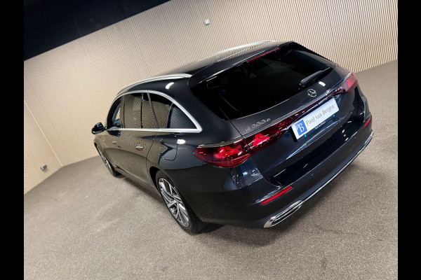 Mercedes-Benz E-Klasse Estate 300e Avantgarde Advanced-DISTRONIC-TREKHAAK-DODEHOEK-APLLE CARPLAY-COMPLEET