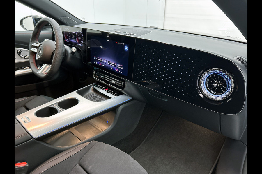 Mercedes-Benz CLA-Klasse 250+ Launch Edition 85 kWh | Trekhaak | Memorypakket voorstoelen | Panoramadak | Warmtepomp | Nightpakket | Multibeam LED | GUARD 360° vehicle protection | 19 inch AMG velgen |