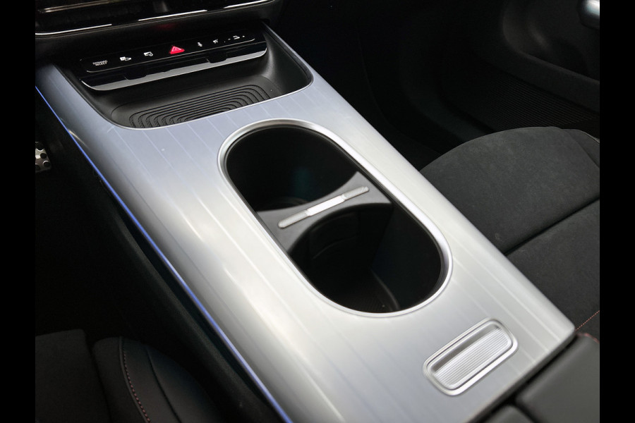 Mercedes-Benz CLA-Klasse 250+ Launch Edition 85 kWh | Trekhaak | Memorypakket voorstoelen | Panoramadak | Warmtepomp | Nightpakket | Multibeam LED | GUARD 360° vehicle protection | 19 inch AMG velgen |