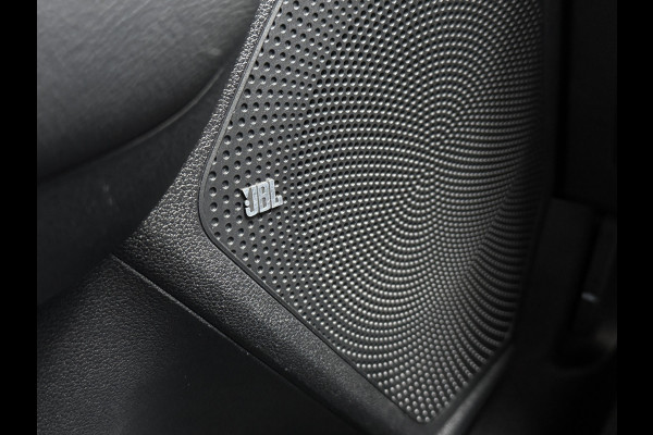 Kia e-Niro ExecutiveLine 64 kWh | JBL | Stoelventilatie | Apple Carplay | LED | Leder