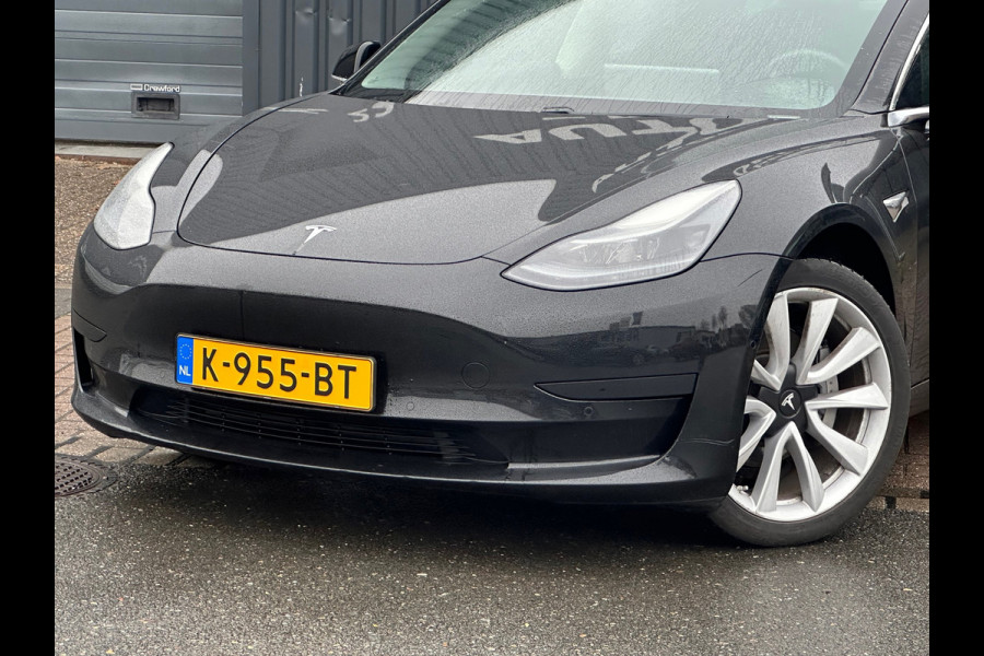 Tesla Model 3 Standard RWD Plus 60 kWh