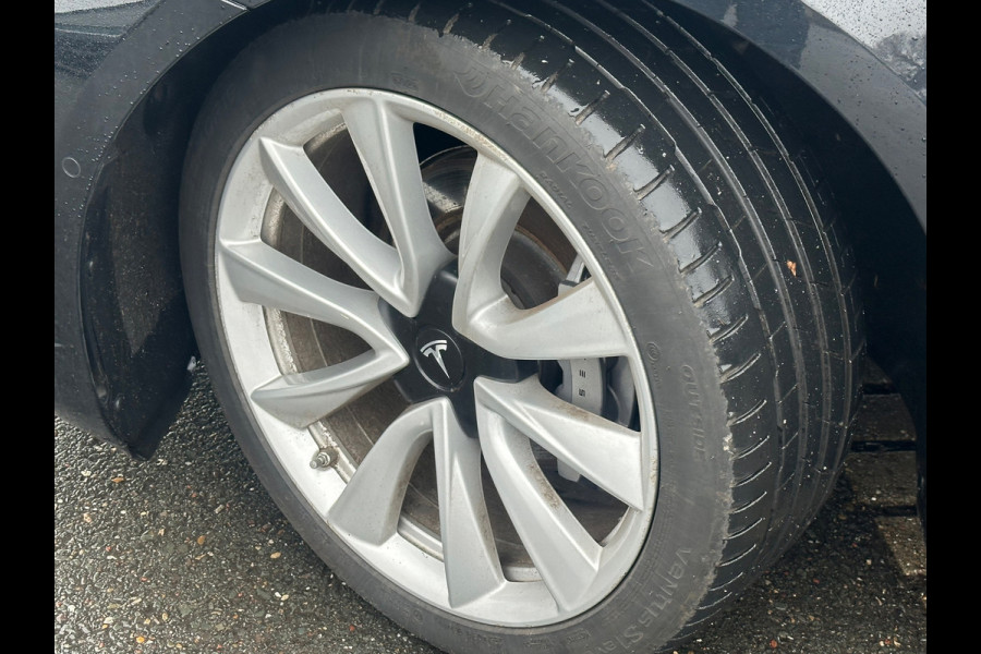 Tesla Model 3 Standard RWD Plus 60 kWh