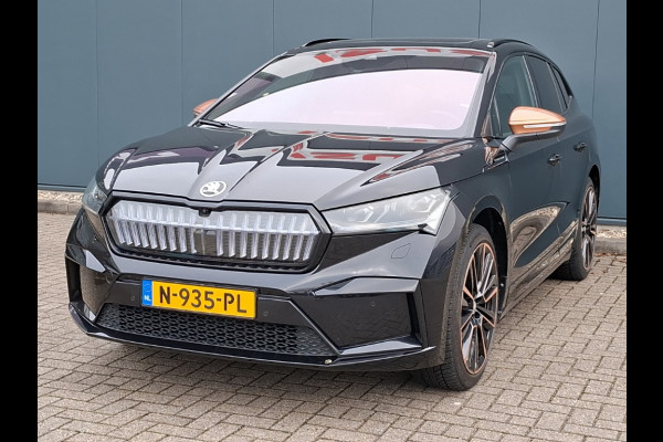 Škoda ENYAQ iV 60 Founders Edition Black | 21 inch | Panaromadak | Lederen bekleding