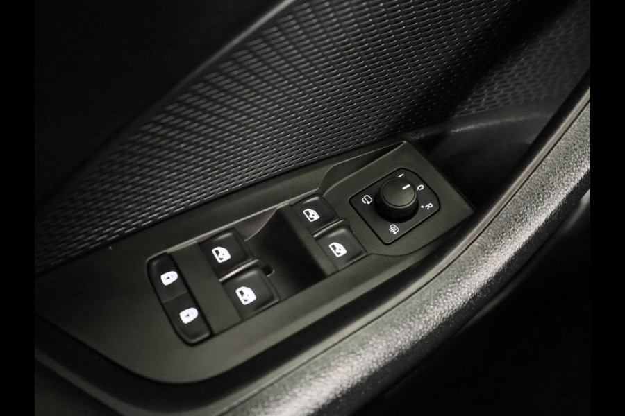 Škoda Octavia Combi 1.4 TSI iV PHEV Business Edition Plus 204pk | Navigatie | Head up Display | ELektrisch verstelbare stoelen met geheugen | Parkeercamera