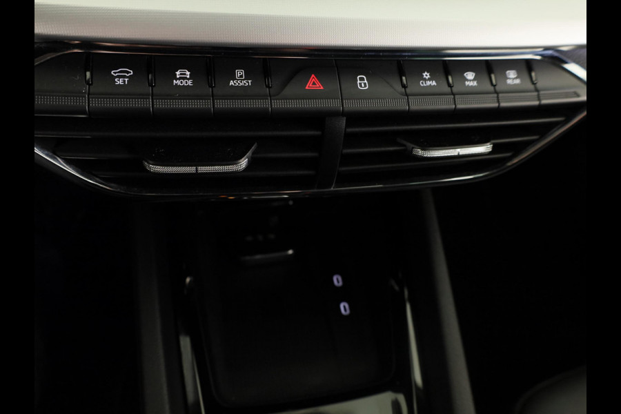 Škoda Octavia Combi 1.4 TSI iV PHEV Business Edition Plus 204pk | Navigatie | Head up Display | ELektrisch verstelbare stoelen met geheugen | Parkeercamera