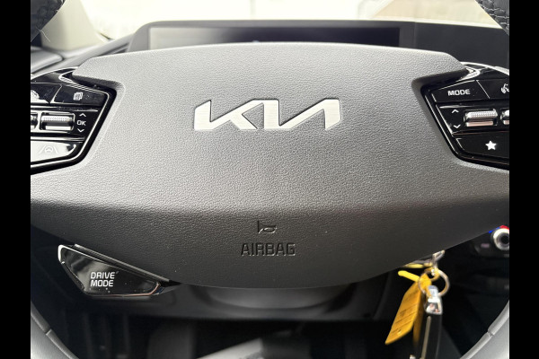 Kia Niro 1.6 GDi PHEV DynamicLine | Adaptive Cruise | Stoel- & Stuurwielverwarming | Achteruitrijcamera | Apple carplay / Android auto