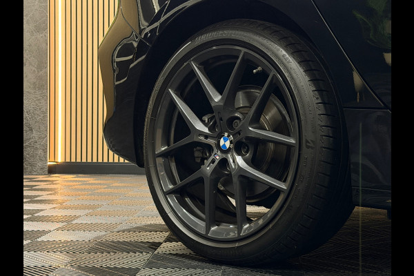 BMW 1-serie 118i M Sport | PANORAMADAK | MEMORY|KEYLESS | SFEERVERLICHTING|LED|FABRIEKSGARANTIE