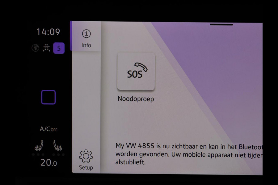 Volkswagen Golf 1.0 eTSI Life | Stoelverwarming | Camera | Massage | Carplay | Memory | Navigatie | Full LED | Sfeerverlichting | Adaptive cruise