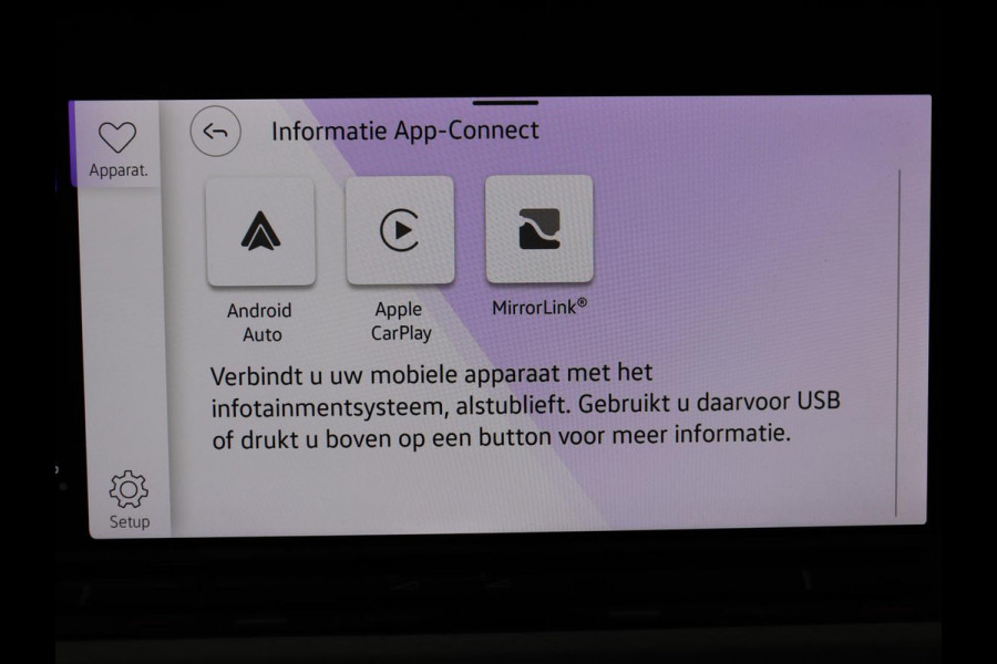 Volkswagen Golf 1.0 eTSI Life | Stoelverwarming | Camera | Massage | Carplay | Memory | Navigatie | Full LED | Sfeerverlichting | Adaptive cruise