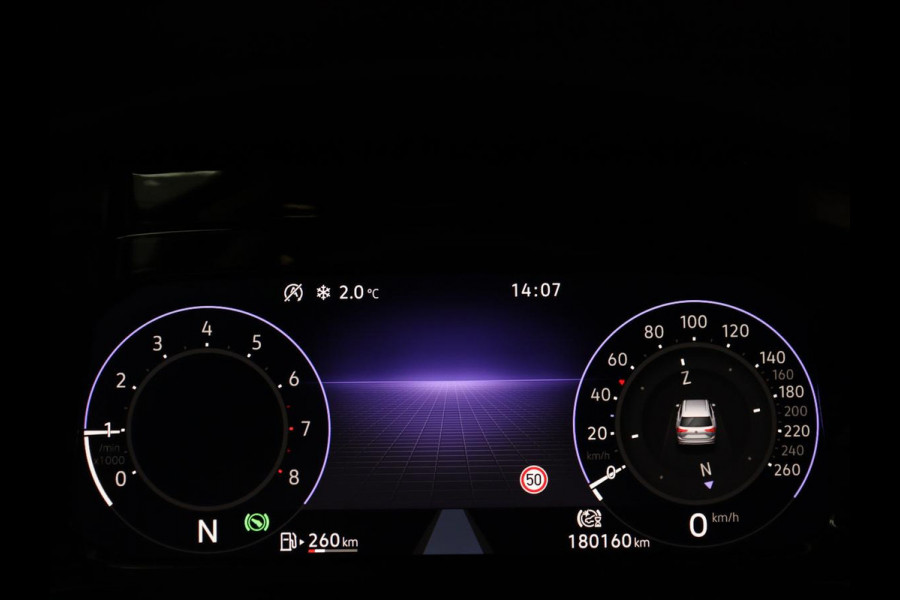 Volkswagen Golf 1.0 eTSI Life | Stoelverwarming | Camera | Massage | Carplay | Memory | Navigatie | Full LED | Sfeerverlichting | Adaptive cruise