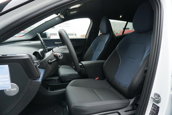 Volvo EX30 Single Motor Extended Range Plus 69 kWh * NIEUWSTAAT * + HARMAN KARDON / PARELMOER LAK