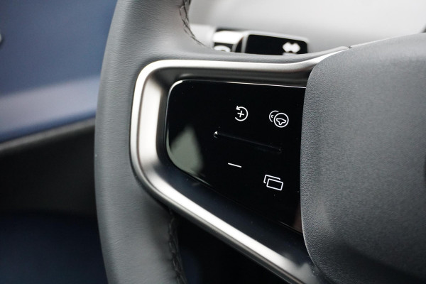 Volvo EX30 Single Motor Extended Range Plus 69 kWh * NIEUWSTAAT * + HARMAN KARDON / PARELMOER LAK
