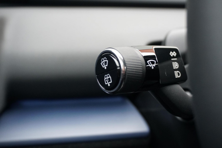 Volvo EX30 Single Motor Extended Range Plus 69 kWh * NIEUWSTAAT * + HARMAN KARDON / PARELMOER LAK