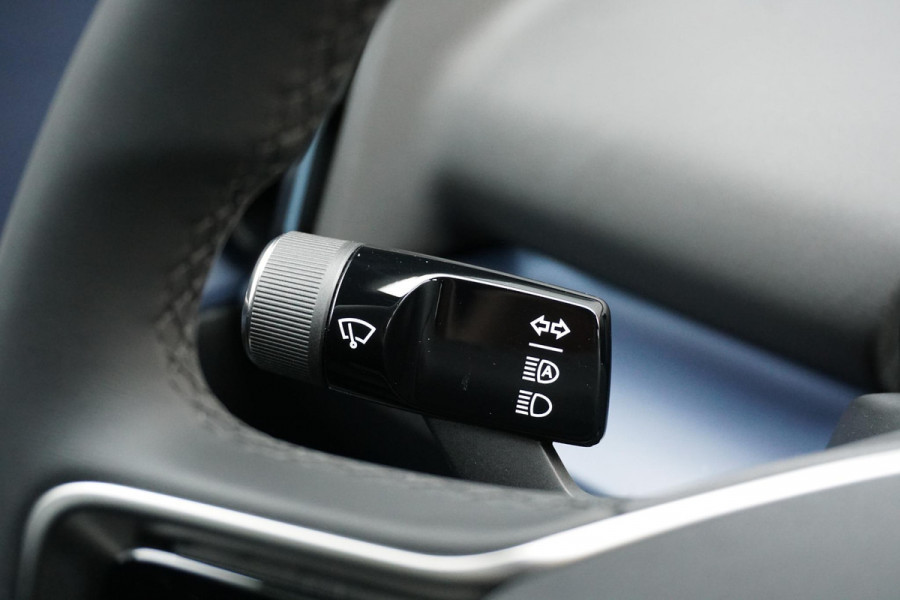 Volvo EX30 Single Motor Extended Range Plus 69 kWh * NIEUWSTAAT * + HARMAN KARDON / PARELMOER LAK