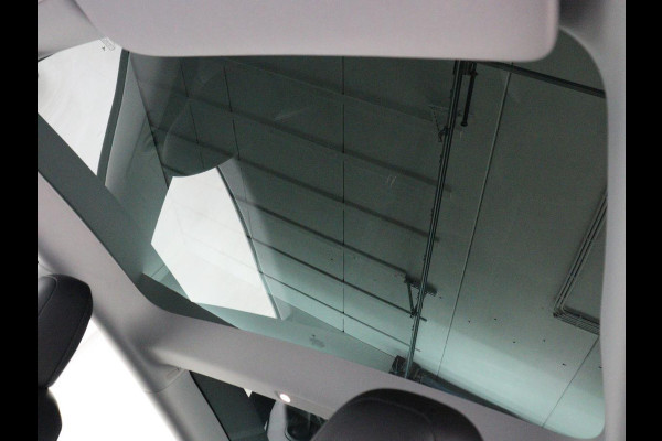 Tesla Model 3 Long Range AWD 75 kWh | Panoramadak | Autopilot | Achterbankverwarming | Leder | Camera | Keyless | Full LED | Navigatie | Stoelverwarming