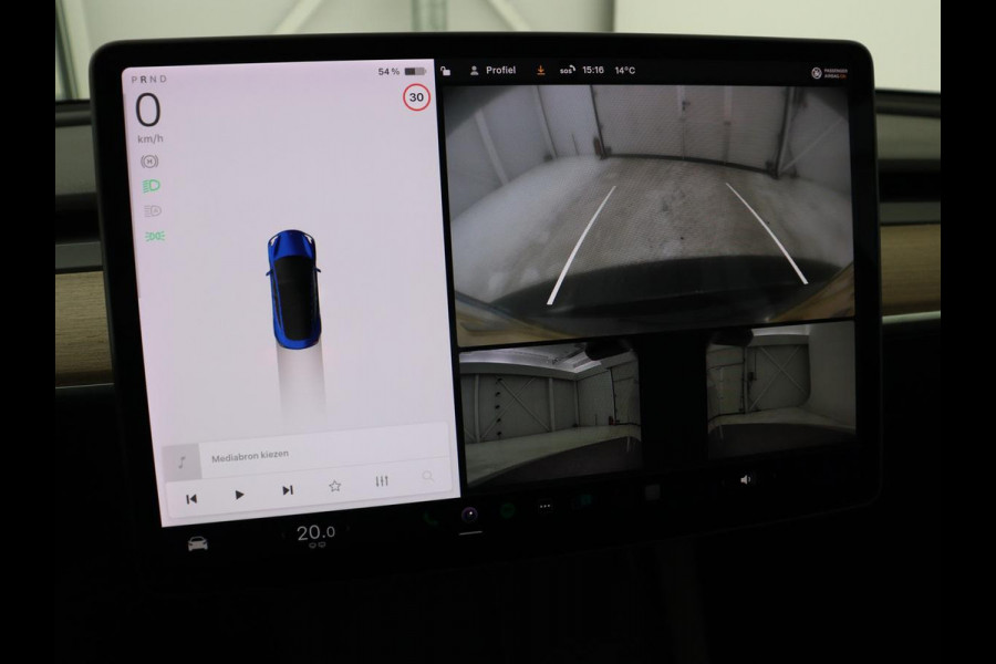 Tesla Model 3 Long Range AWD 75 kWh | Panoramadak | Autopilot | Achterbankverwarming | Leder | Camera | Keyless | Full LED | Navigatie | Stoelverwarming