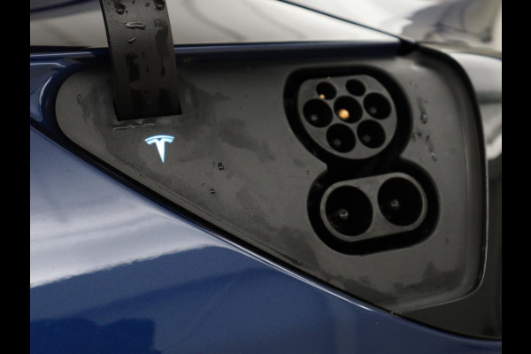 Tesla Model 3 Long Range AWD 75 kWh | Panoramadak | Autopilot | Achterbankverwarming | Leder | Camera | Keyless | Full LED | Navigatie | Stoelverwarming