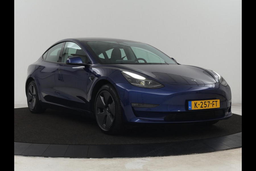 Tesla Model 3 Long Range AWD 75 kWh | Panoramadak | Autopilot | Achterbankverwarming | Leder | Camera | Keyless | Full LED | Navigatie | Stoelverwarming