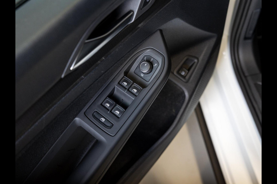 Volkswagen Golf 1.4 eHybrid GTE / 245pk / Apple CarPlay /