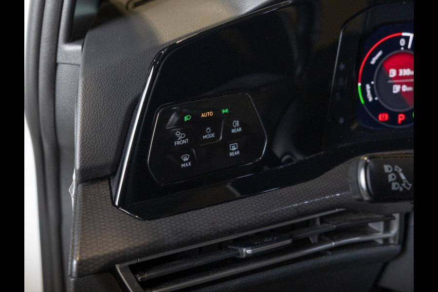 Volkswagen Golf 1.4 eHybrid GTE / 245pk / Apple CarPlay /