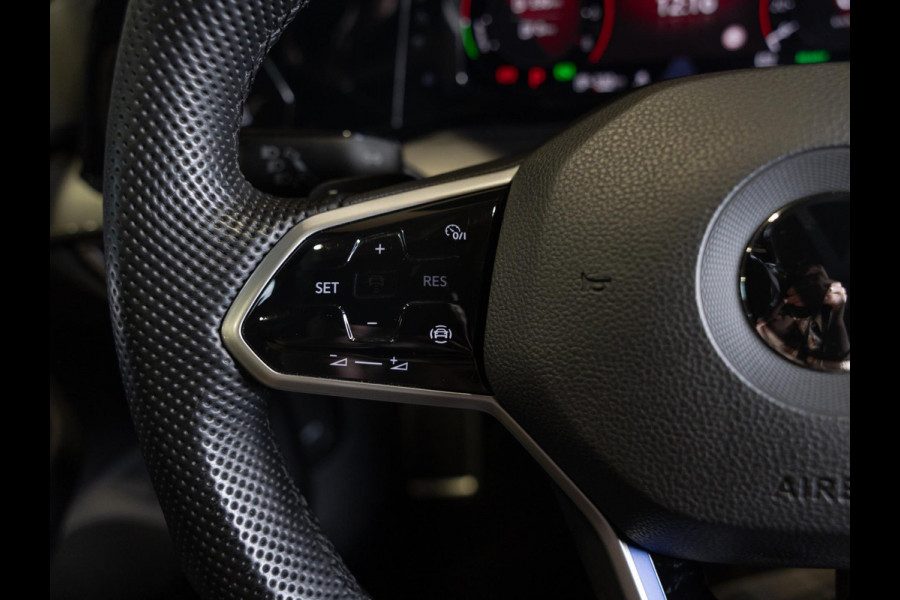 Volkswagen Golf 1.4 eHybrid GTE / 245pk / Apple CarPlay /