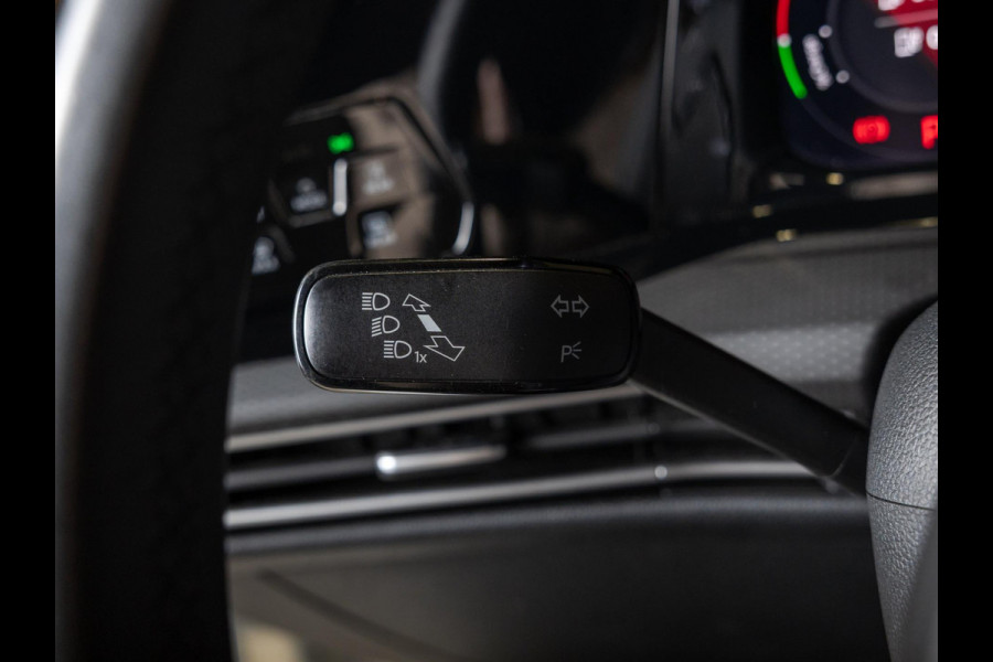 Volkswagen Golf 1.4 eHybrid GTE / 245pk / Apple CarPlay /