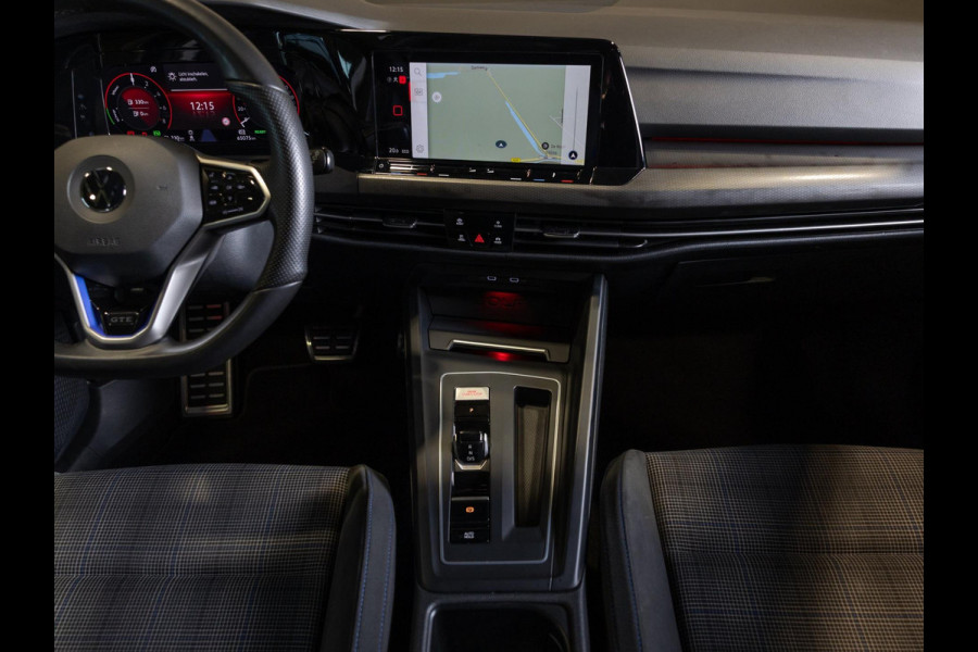 Volkswagen Golf 1.4 eHybrid GTE / 245pk / Apple CarPlay /