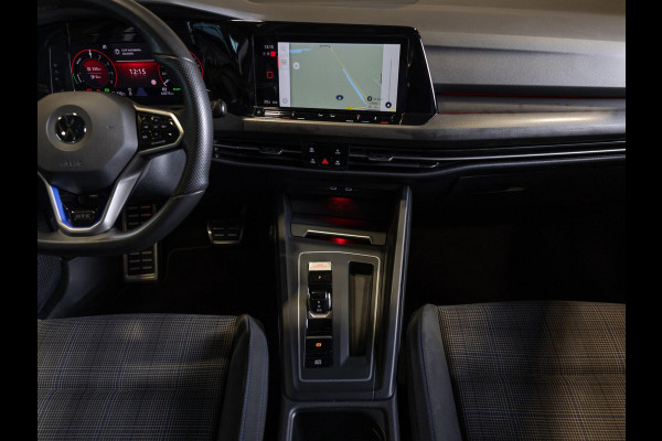 Volkswagen Golf 1.4 eHybrid GTE / 245pk / Apple CarPlay /