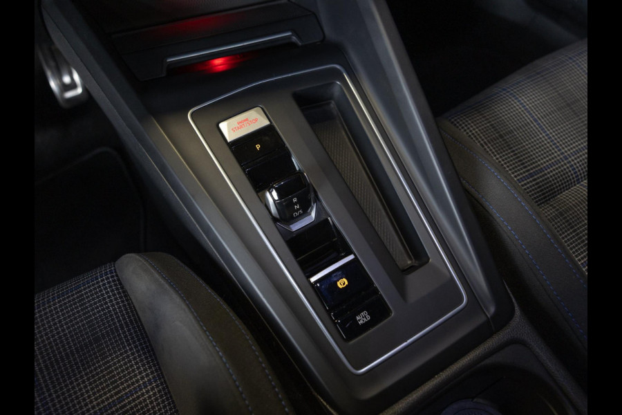 Volkswagen Golf 1.4 eHybrid GTE / 245pk / Apple CarPlay /