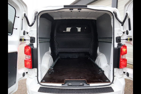 Opel Vivaro 2.0 CDTI 150pk Euro 6 L3 Irmscher DC 5 Pers. - Trekhaak - Leer - Cruise