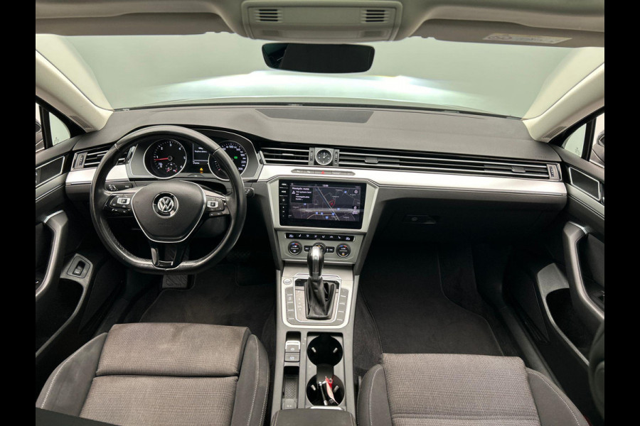 Volkswagen Passat Variant 2.0 TDI Comfortline Business Panormadak Adaptieve cruise Stoel Verwarming Carplay org. Nederlands