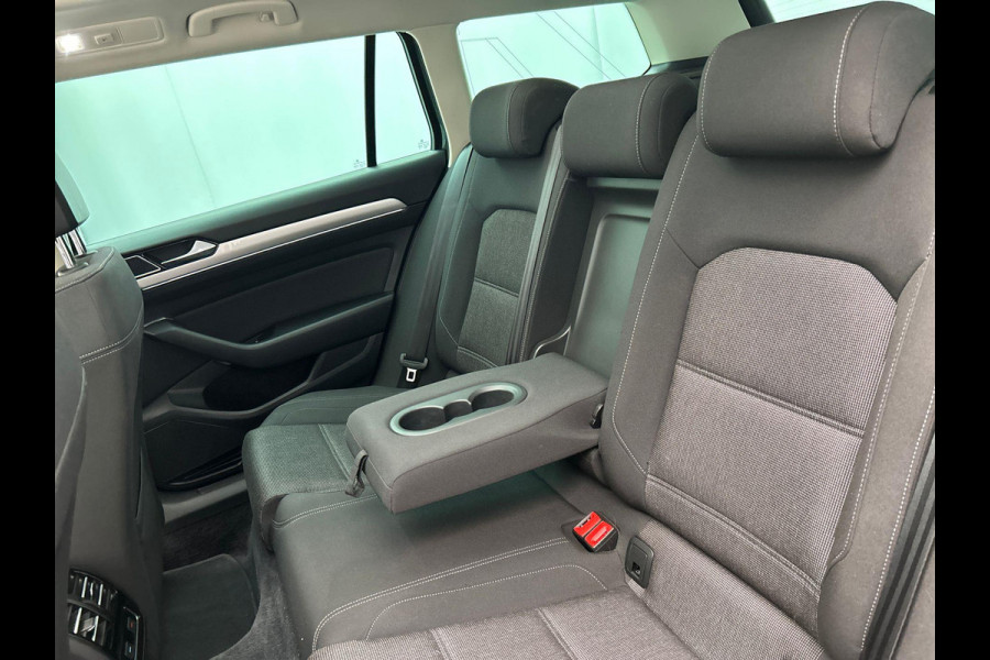 Volkswagen Passat Variant 2.0 TDI Comfortline Business Panormadak Adaptieve cruise Stoel Verwarming Carplay org. Nederlands