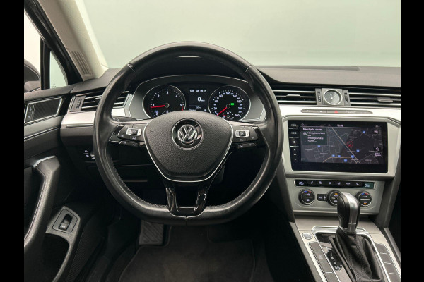 Volkswagen Passat Variant 2.0 TDI Comfortline Business Panormadak Adaptieve cruise Stoel Verwarming Carplay org. Nederlands