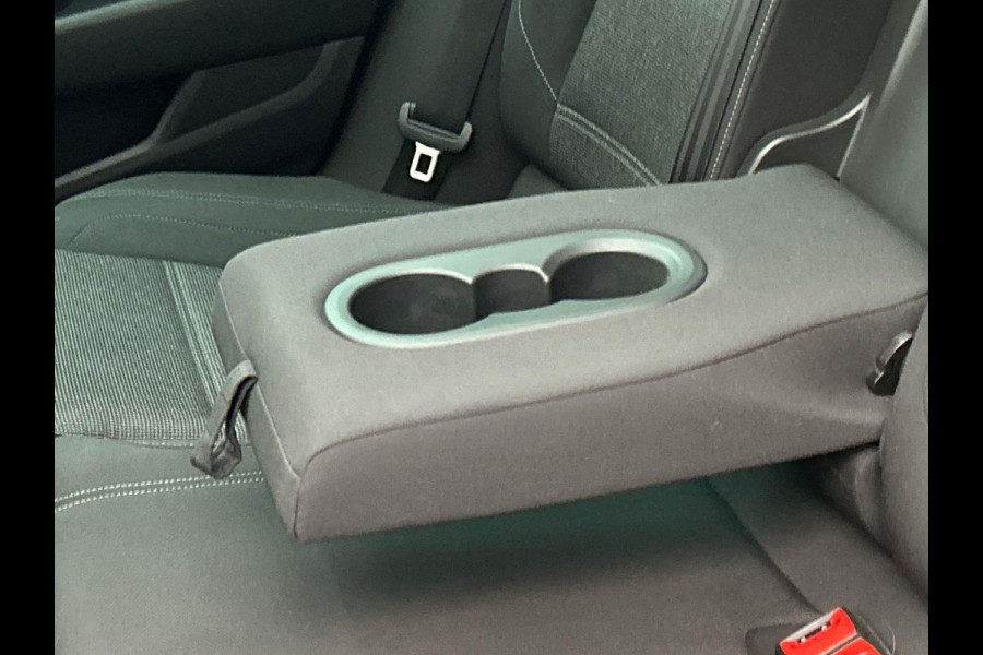 Volkswagen Passat Variant 2.0 TDI Comfortline Business Panormadak Adaptieve cruise Stoel Verwarming Carplay org. Nederlands