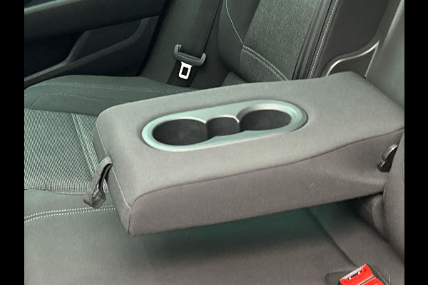 Volkswagen Passat Variant 2.0 TDI Comfortline Business Panormadak Adaptieve cruise Stoel Verwarming Carplay org. Nederlands