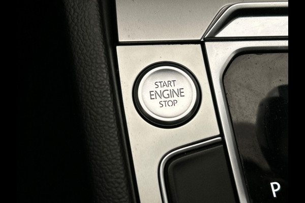 Volkswagen Passat Variant 2.0 TDI Comfortline Business Panormadak Adaptieve cruise Stoel Verwarming Carplay org. Nederlands