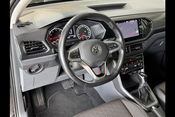 Volkswagen T-Cross 1.0 TSI AUT Style | Navi | Beats | Camera | 17 " | PDC V+A | Dode hoek | 100% Volkswagen dealer onderhouden!