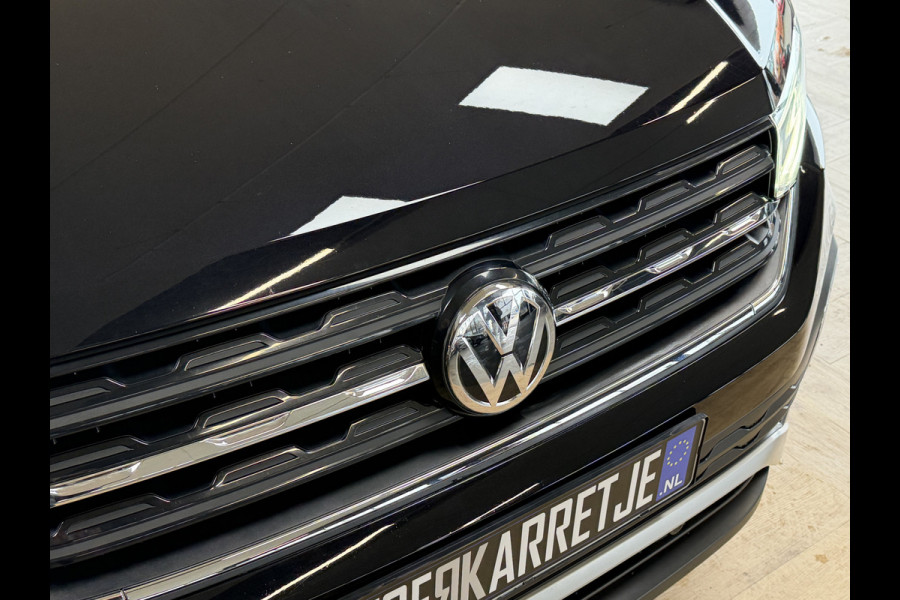 Volkswagen T-Cross 1.0 TSI AUT Style | Navi | Beats | Camera | 17 " | PDC V+A | Dode hoek | 100% Volkswagen dealer onderhouden!