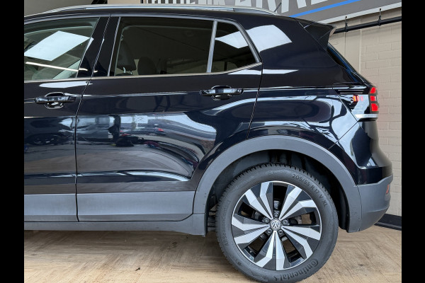 Volkswagen T-Cross 1.0 TSI AUT Style | Navi | Beats | Camera | 17 " | PDC V+A | Dode hoek | 100% Volkswagen dealer onderhouden!