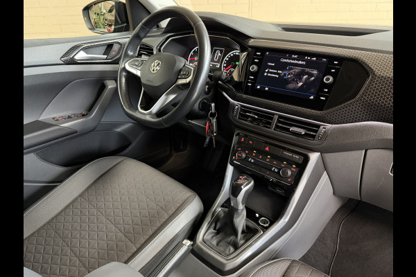 Volkswagen T-Cross 1.0 TSI AUT Style | Navi | Beats | Camera | 17 " | PDC V+A | Dode hoek | 100% Volkswagen dealer onderhouden!
