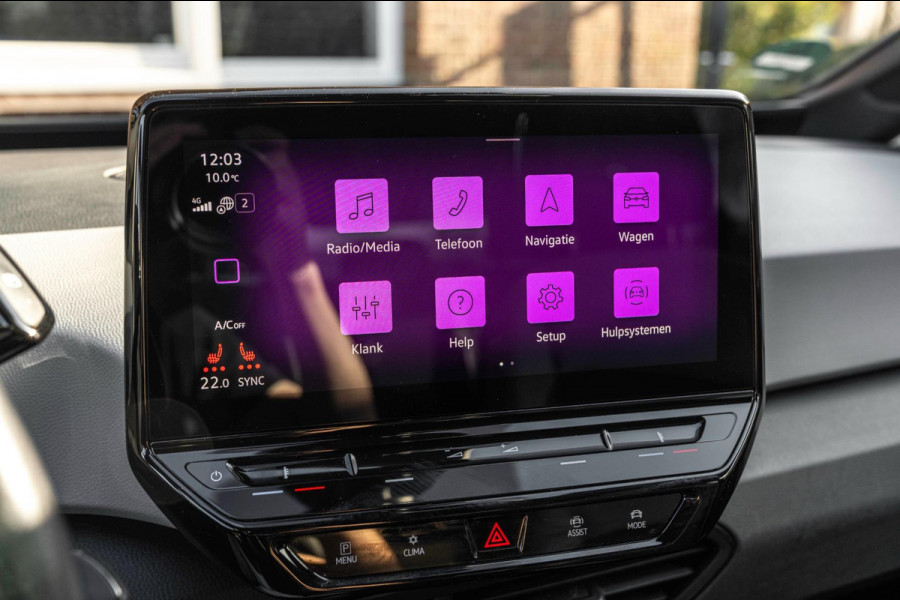 Volkswagen ID.3 First Plus 58 kWh 1e Eig Sfeerverlichting Keyless Adaptive Camera Stoelverwarming 19''