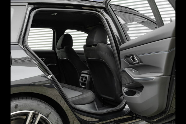 BMW 3 Serie Touring 330i xDrive M-Sport - LCI 2 - ACC - Parking Ass - Stoelverwarming