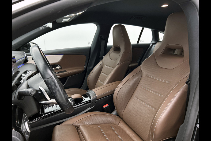 Mercedes-Benz CLA-Klasse Shooting Brake 250 e AMG Line(Dealer OnderH, SfeerVerlichting, Camera, Stoelkoeling/ Verwarming, Etc)